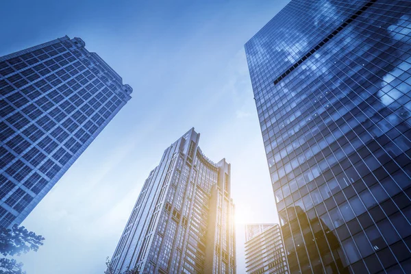 Shanghai Finans Bölgesi 'nde gökdelenler inşa ediliyor.