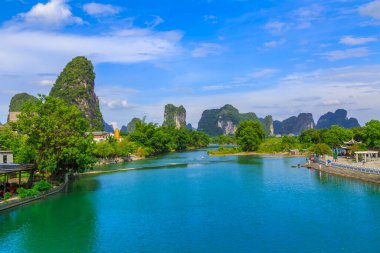 Lijiang Nehri Yulong Nehri Güzel manzara