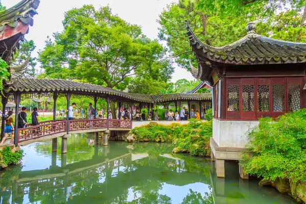 Çin 'deki Suzhou bahçeleri.