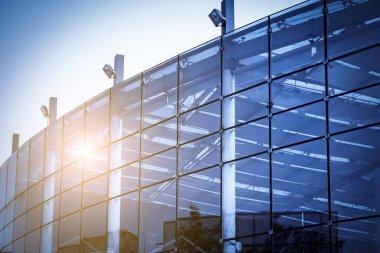 iş binasının pencereleri