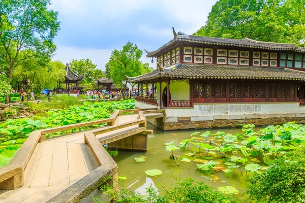 Çin 'deki Suzhou bahçeleri.