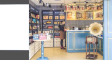 Reklam kutusunun ve bulanık lambanın iç görünümü 