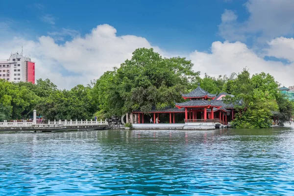 Çin klasik mimari manzarası