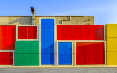 Modern mimari renk cephesi