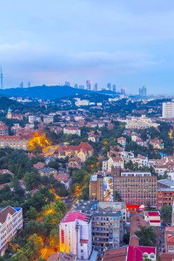 Qingdao şehir manzarası ve ufuk çizgisi