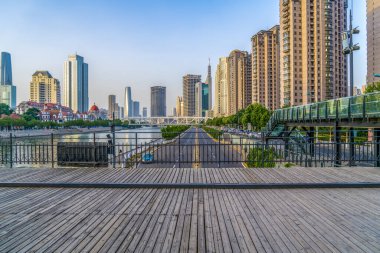 Tianjin, Çin 'deki çelik yapı köprüsünün bir parçası.