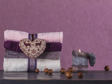 Kaplıca tedavisi pastel leylak renk ve İsa için kompozisyon