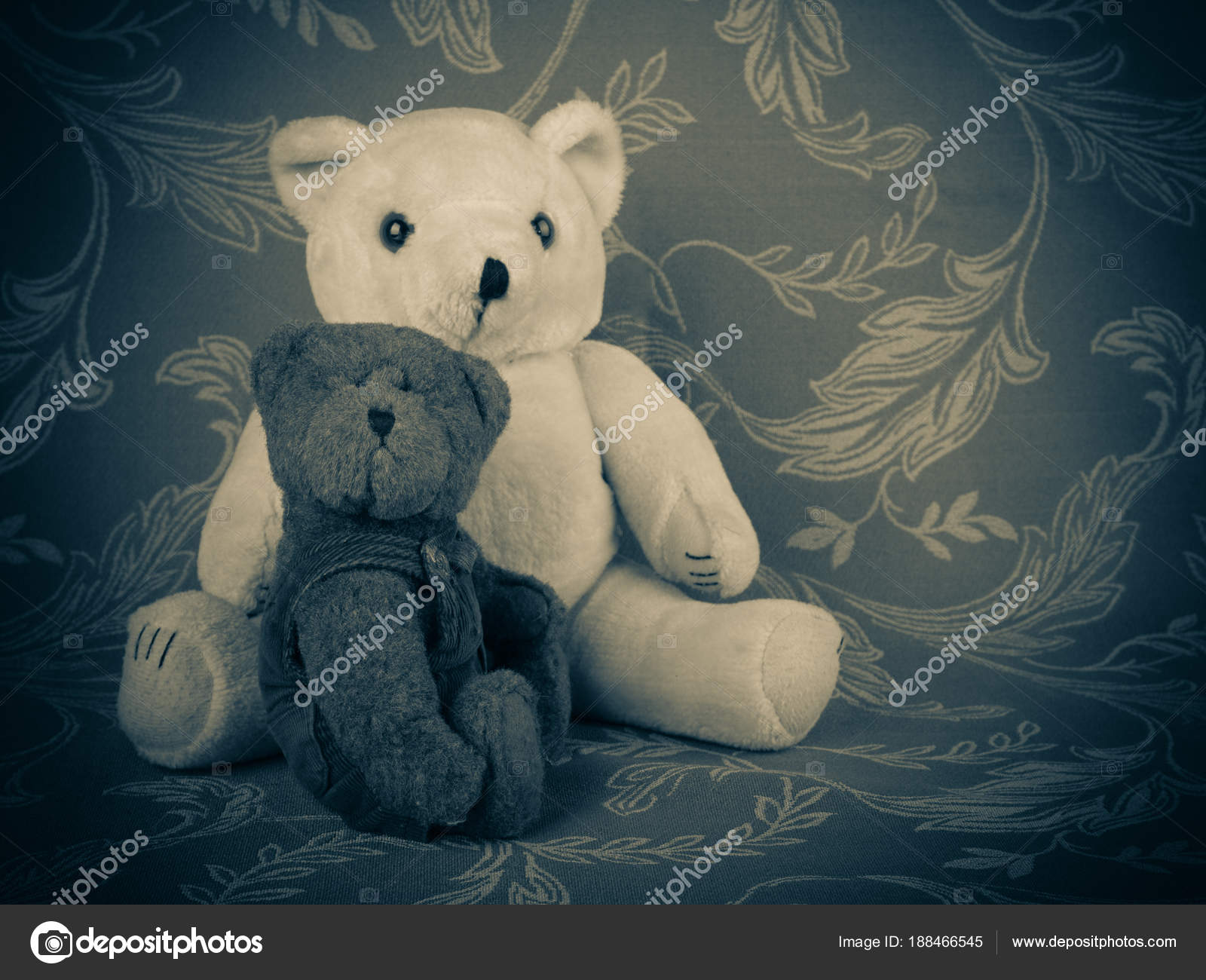 retro teddy bears