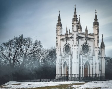 St. Alexander Nevsky Kilisesi