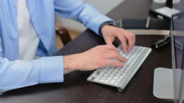 Office el kaydediyor