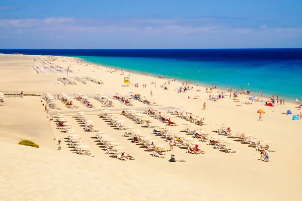Praia Playa de Morro Jable. Morro Jable - Fuerteventura - Espanha - 25.06.2016 . — Fotografia de Stock