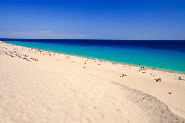 Strand playa de morro jable auf fuerteventura, spanien. — Stockfoto