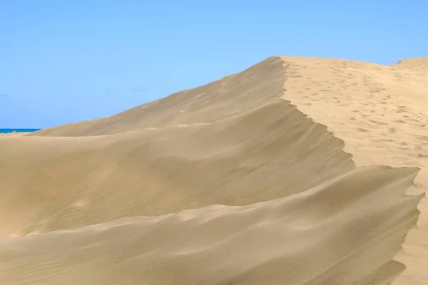 Sand dunes in Maspalomas on the Canary island Gran Canaria, Spain. — Stock Photo, Image