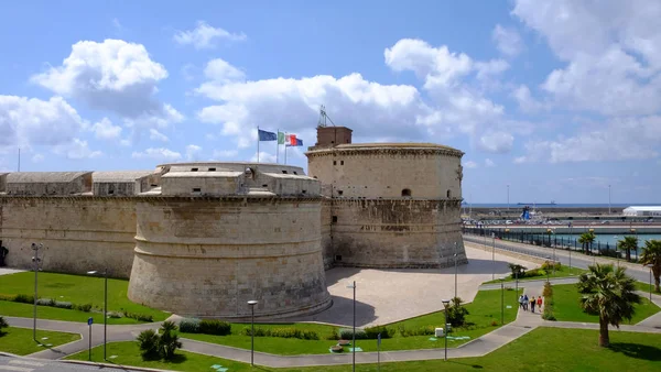 Civitavecchia - İtalya - 25.04 Forte Michelangelo görünümü.