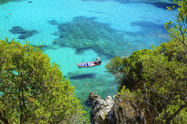 Paleokastritsa Beach na wyspie Korfu, Grecja. — Zdjęcie stockowe