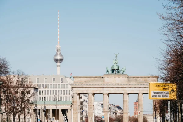 Berlin Deutschland 2020 Blick Auf Brandenburger Tor Und Fernsehturm Zentrum — Stockfoto