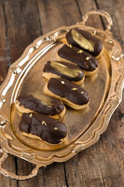 Çikolata sır ile Fransız eklerleri