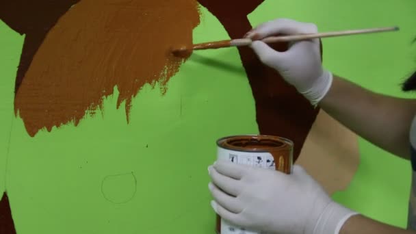 Mano pittura verde walla e immagine — Video Stock