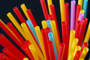 Karanlıkta renkli Pipetler