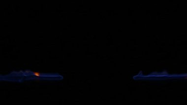 Birbirleri ile müdahale alev