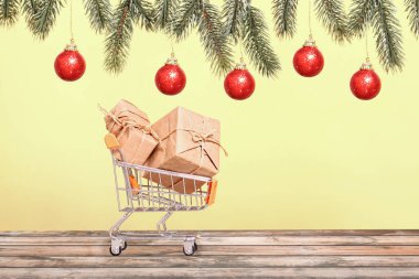 Noel alışveriş sepeti hediye kutuları