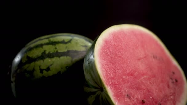 Dva plátky melouny vodní — Stock video
