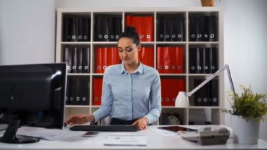 Office, tevazu şirin businesslady eser