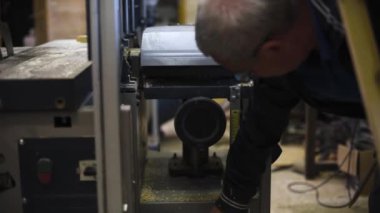 Erkek çalışma ahşap katlama Makinası