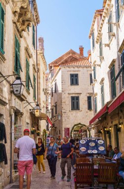 Dubrovnik, Hırvatistan. Dobruca Ortaçağ sokak görünümü. Yaz panoramik görünümü. Eylül 2018.