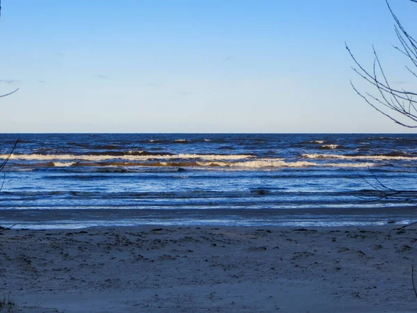 Grandes Olas Con Espuma Blanca Del Golfo Riga — Foto de Stock