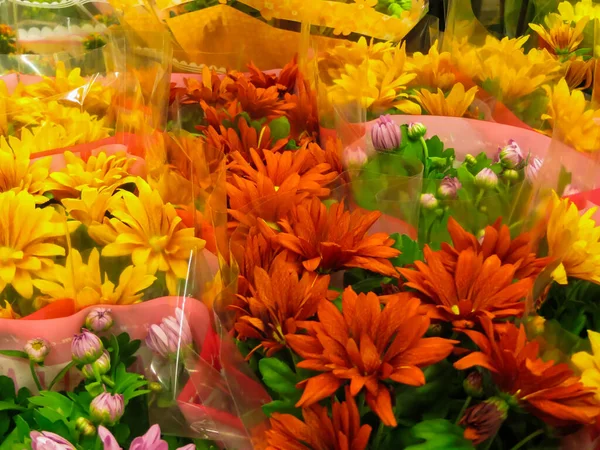 Heller Chrysanthemen Strauß Einem Blumenladen Von Oben Geschossen — Stockfoto