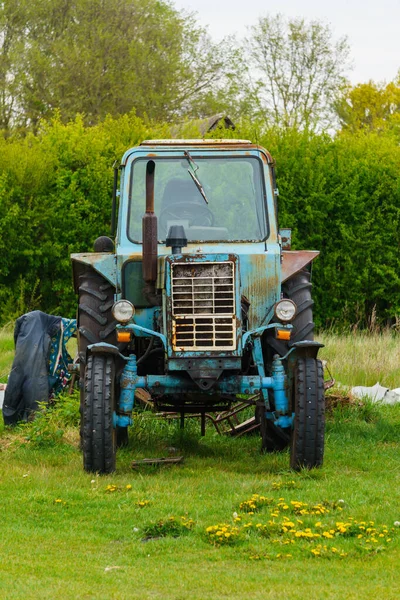 Сельская Жизнь Старый Трактор Глубинке Май 2020 — стоковое фото