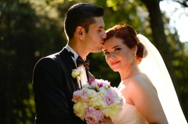 Damat gelini öpüşme