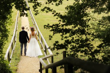damat ve gelin açık poz