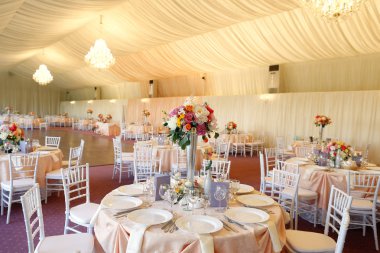 çiçek dekorasyon düğün tablo