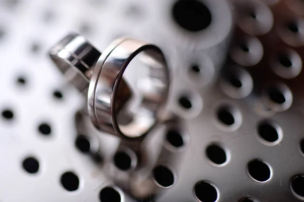 Dos anillos de boda de plata — Foto de Stock