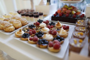 Lezzetli şeker ve tatlı büfesi