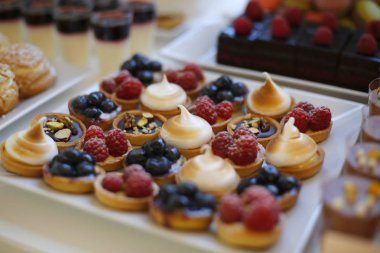 Lezzetli şeker ve tatlı büfesi