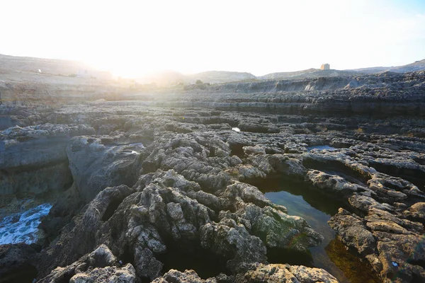 Панорамный вид скалистой скалы — стоковое фото