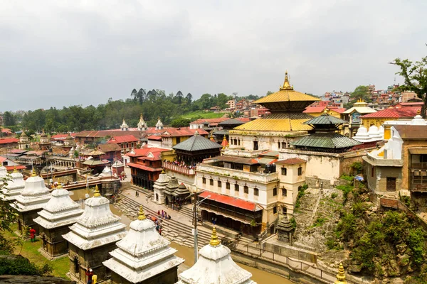 ネパールのパシュパティナート寺院建築 — ストック写真
