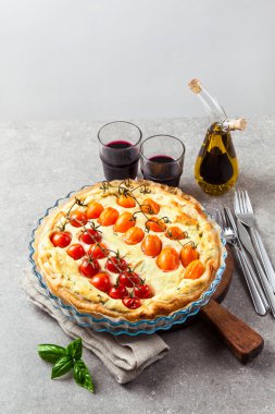 Yaz parlak tuzlu pasta Domates ve ricotta tw ile