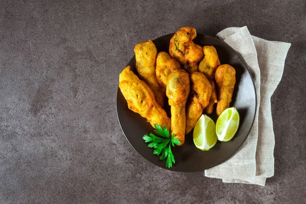 Hamuru kızarmış kabak çiçekleri