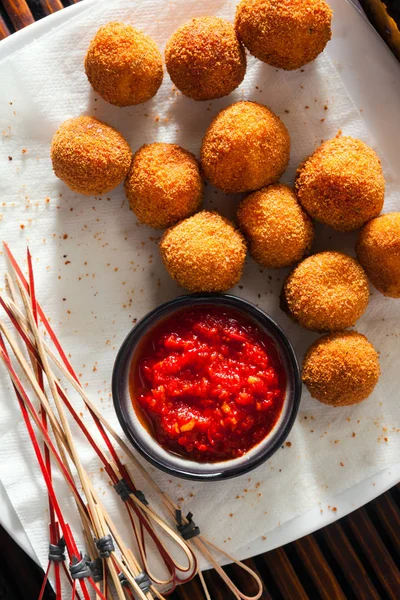 Fried Arancini rice balls . Typical Sicilian street food with sp — Stock Photo, Image