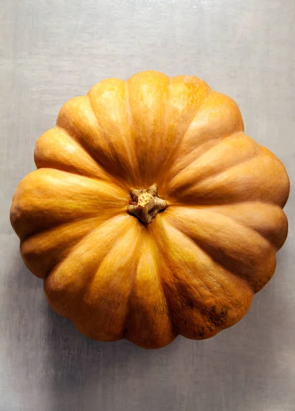 Yukarıdan büyük yuvarlak kabak görünüm