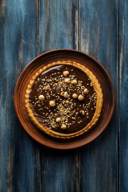 İtalyan ceviz kek crostata çikolata ve fındık ile