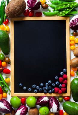 kayrak kurulu kopya alanı ve farklı sebze yazmak için bir