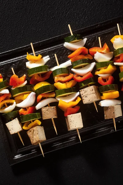 Veganistische Kebab Van Groenten Gerookte Tofu Een Bakplaat Klaar Oven — Stockfoto