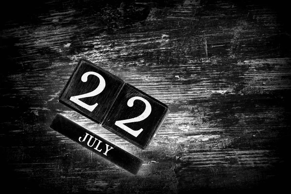 Calendario Madera Con Fecha Julio —  Fotos de Stock