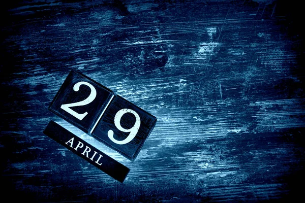 Ξύλινο Ημερολόγιο Ημερομηνία Απρίλιος — Φωτογραφία Αρχείου