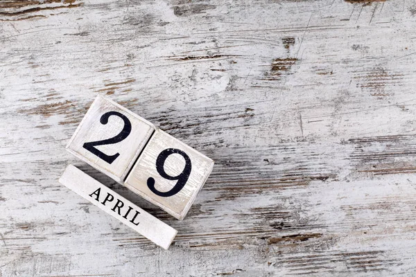 Ξύλινο Ημερολόγιο Ημερομηνία Απρίλιος — Φωτογραφία Αρχείου